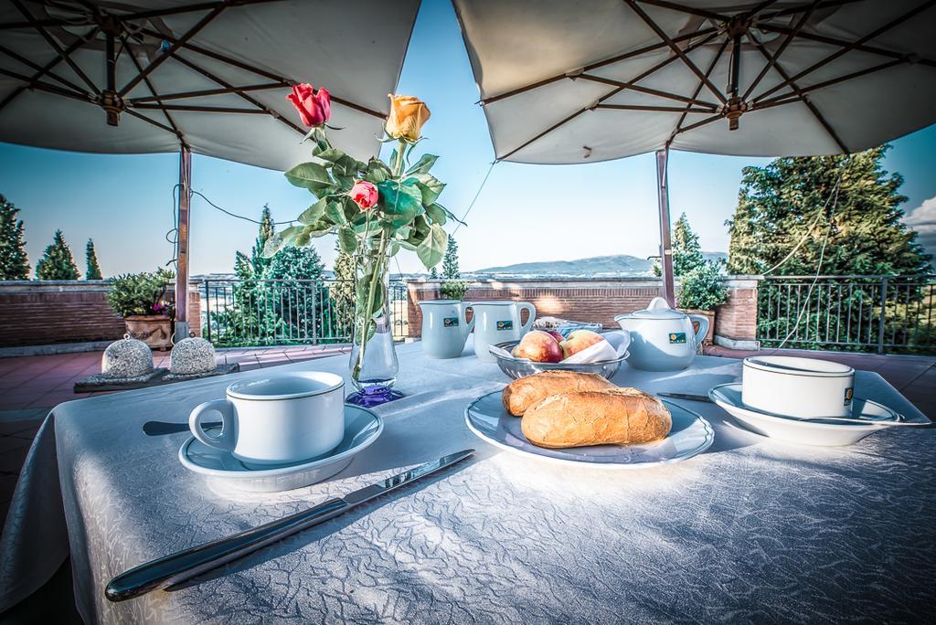 Villa Luisa Todi Esterno foto