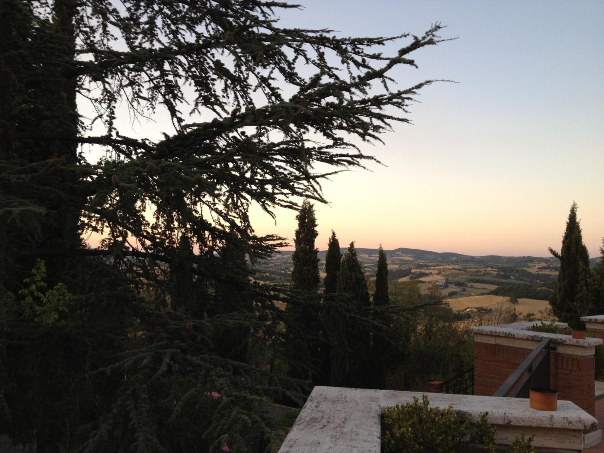 Villa Luisa Todi Esterno foto